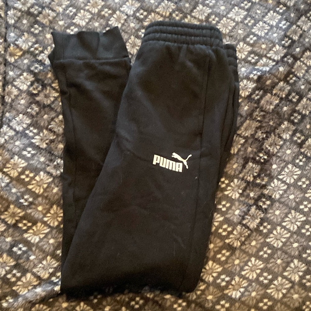NWOT boys Puma sweatpants size M 10/12